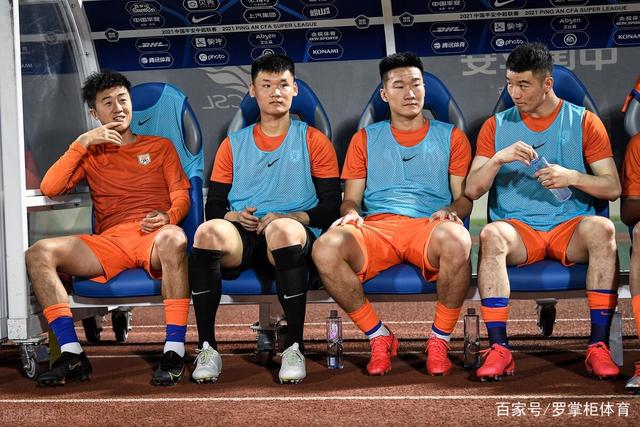 中国男篮复仇之战！日本主力球员都不在，做好防守凿内线